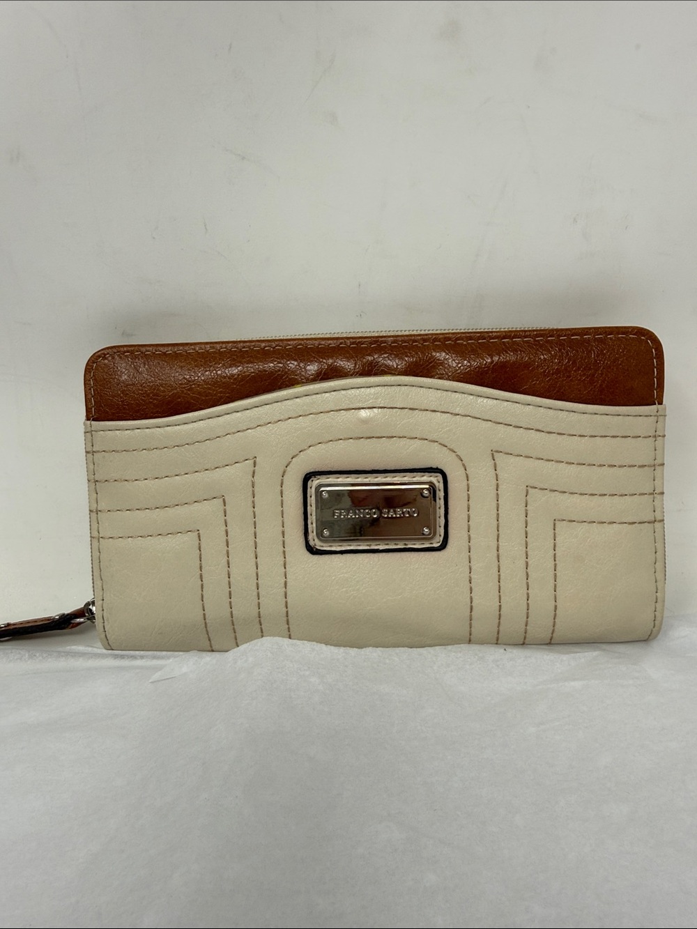 Franco Sarto Zip Around snap Wallet Ivory Brown Faux Leather Everyday Organizer